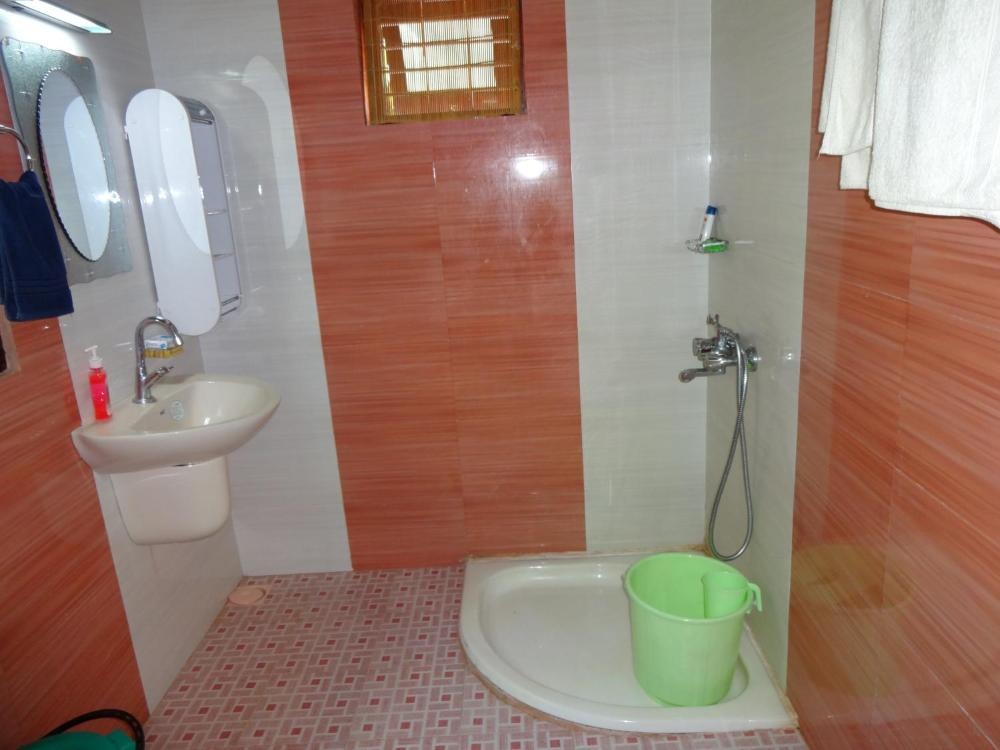 Room image 5