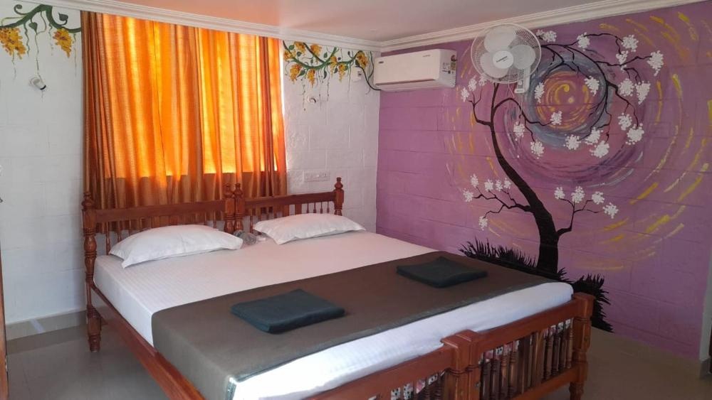 Room image 2